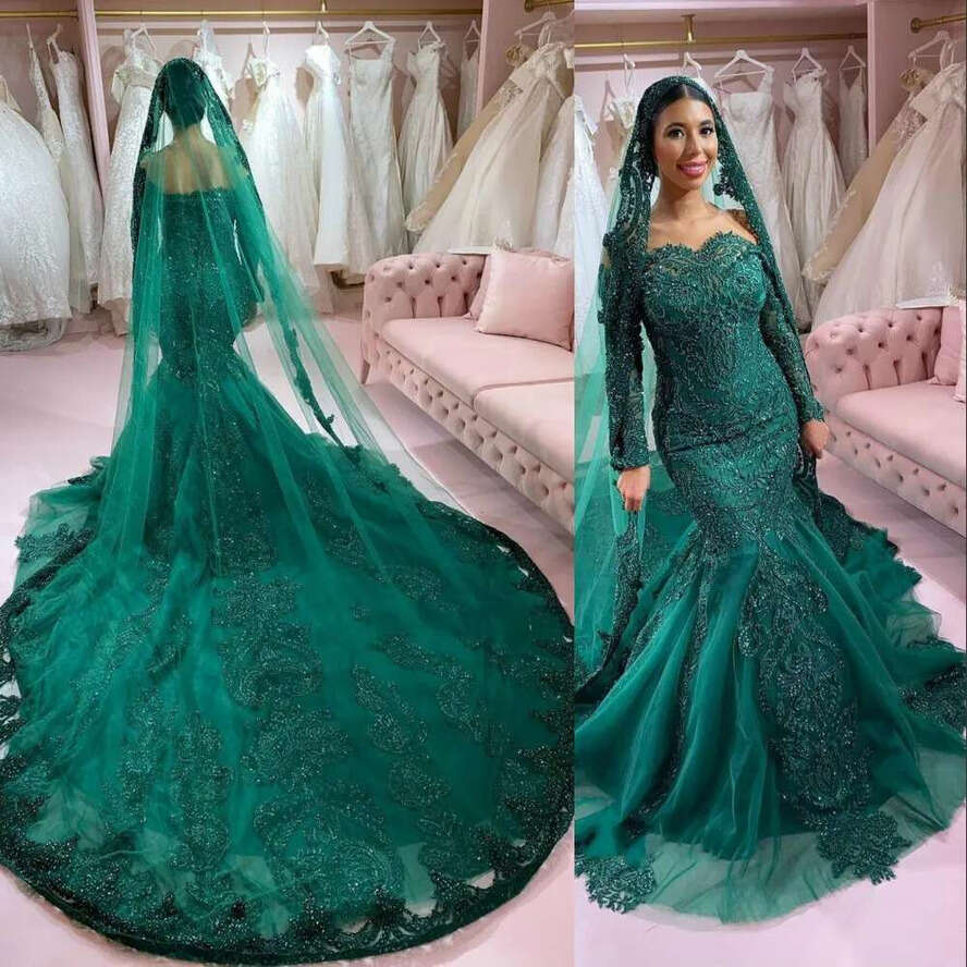 New Hunter Green Mermaid Wedding Dresses Off Shoulder Long Sleeves Lace Appliques Crystal Beads Bg Court Train Formal Bridal Gowns