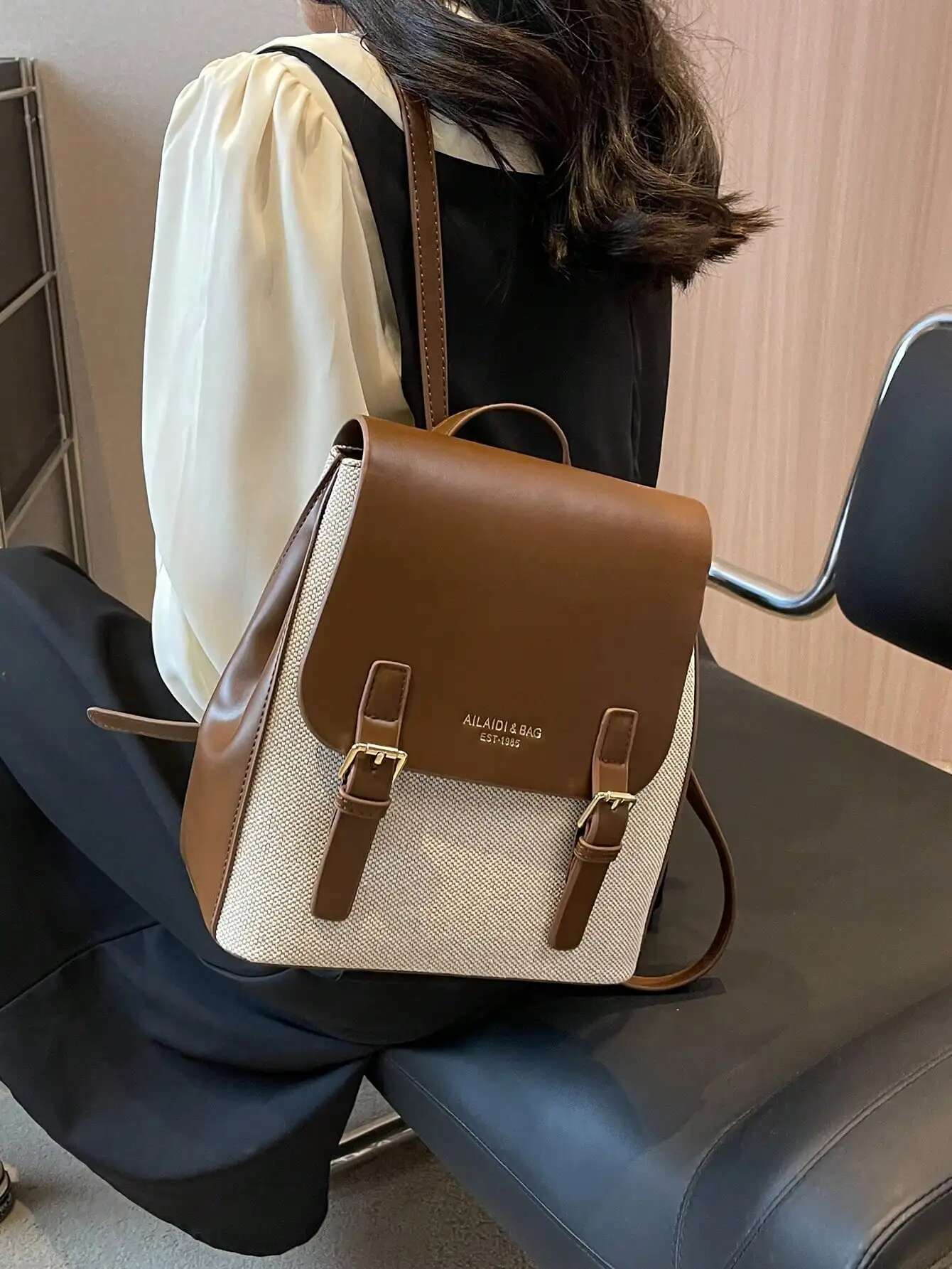 2025 New Fashion Color blocked Designer Women's Backpack Suitable for Daily Use, Ideal Choice for Girls, Trendy Shoulder Bag5