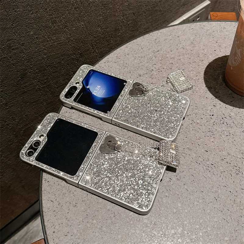 Luxury Glitter Phone Case For Galaxy Z Flip 6 5 4 3 Cover with Cute Bag Pendant Plating Silver Cases For Flip5 Flip4 5G X250224