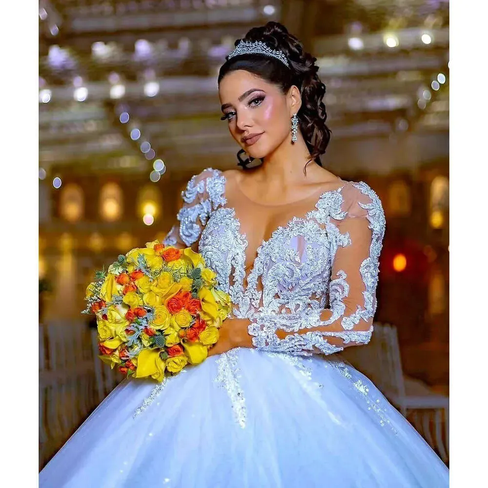 Arabic Luxurious Beaded Crystals Wedding Dresses White Ball Gown Dubai Brides Dress Lace Appliques Long Sleeves Princess Bridal Gowns Vestido De Novia