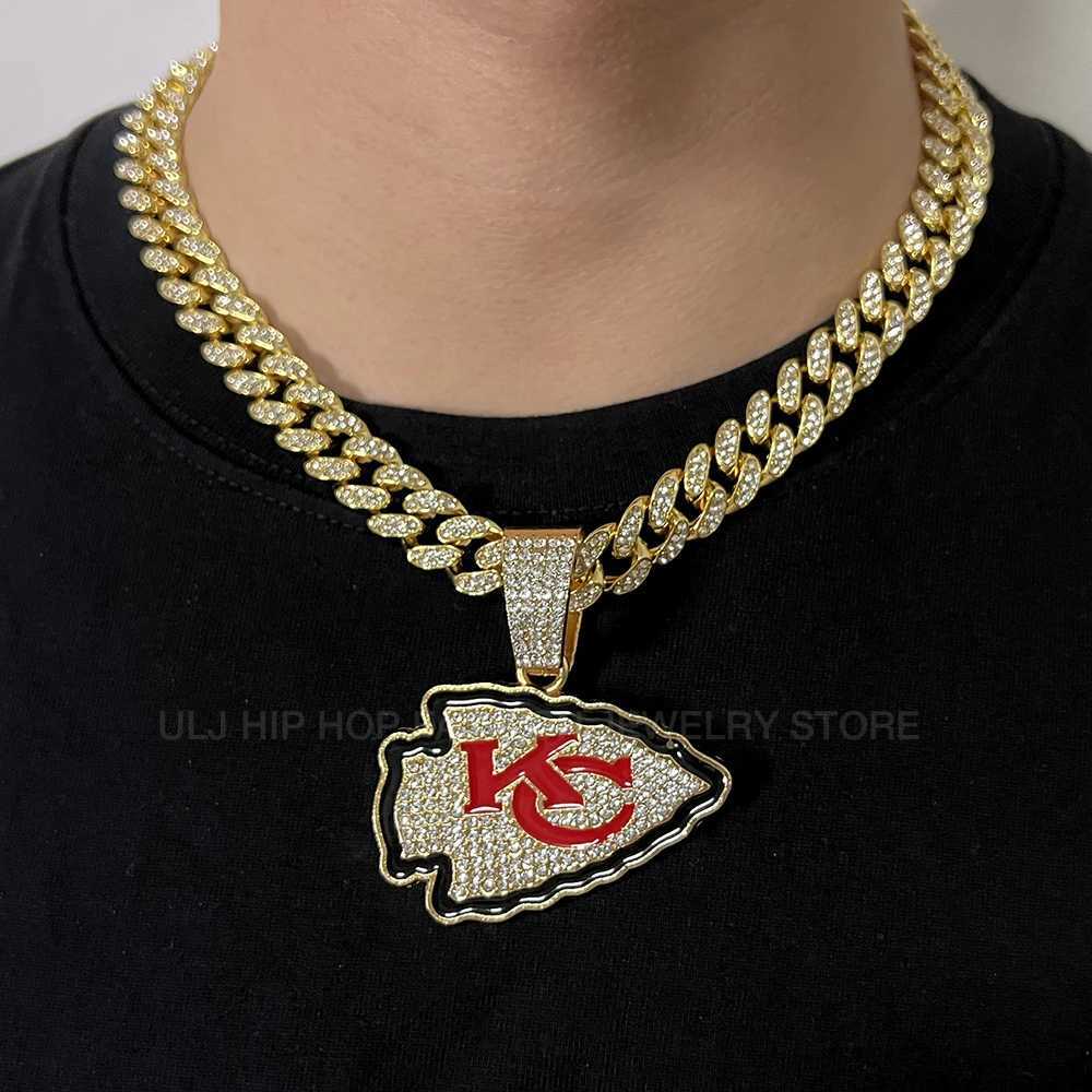 Hip Hop and Out Football Chain Team Bling Pendant Necklace Unisex Shiny Cool and Out mi Bling Jewelry X250224