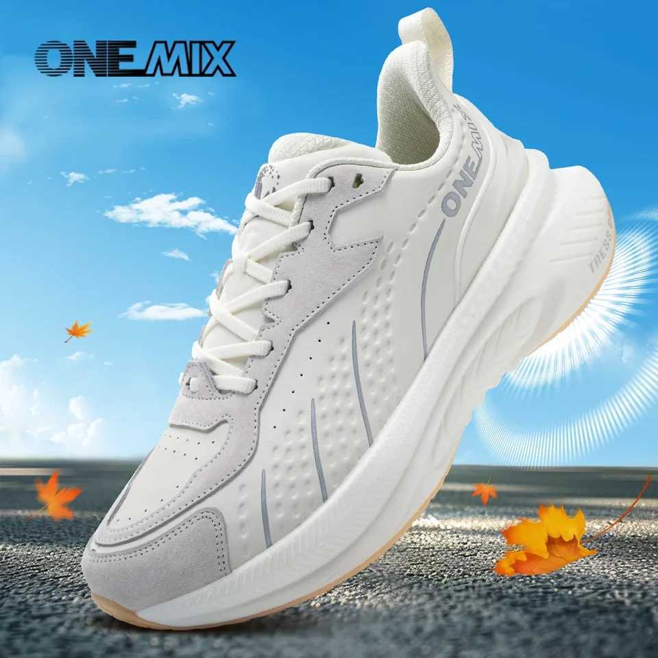 ONEMIX Winter Running Shoes for Men Leather Warm Sport Shoes Wear-resistant Female Jogging Training Shoes Black Walking SneakersC250304