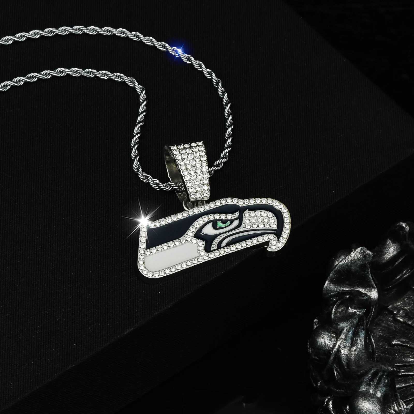 24in Stainless Steel Twist Chain Sea Football Pendant Popar Necklace for Fans X250224