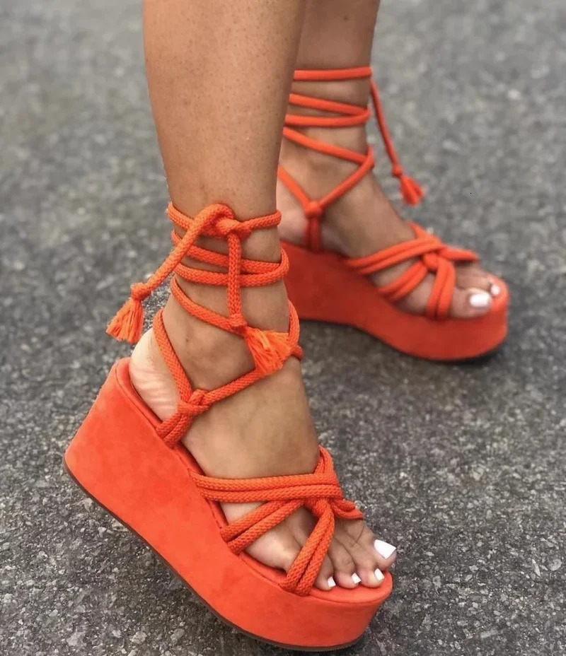 2024 Summer Platform Wedge Sandals for Women Fashion Round Toe Cross Tied Height Increase Open Toe Femme Sandal Plus Size 43 250224