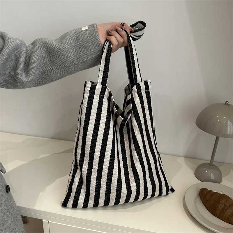 literary handbag simple striped canvas bag large capacity shoulder bag Z250224