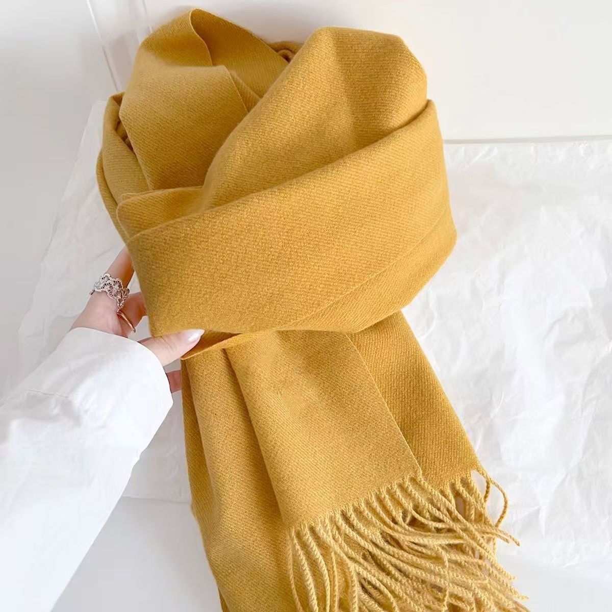T171 new solid color scarf female winter Korean style atmosphere warm versatile shawl birthday gift neck protector