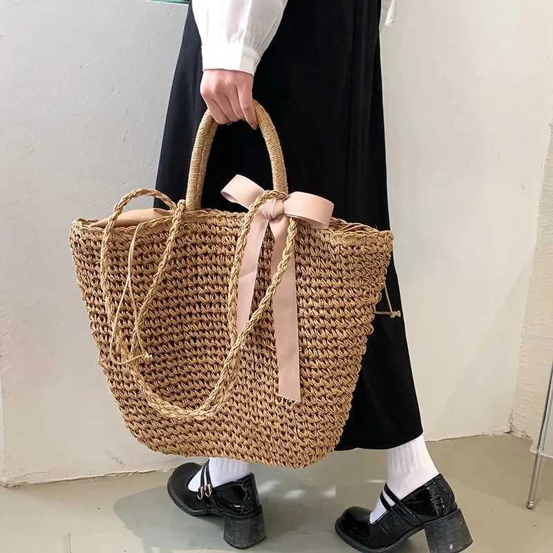 Summer Female Travel Beach Bag Bow Decors Bucket Shoulder Bags Handmade Straw Hollow out Bag Vintage Handbags Bolsa