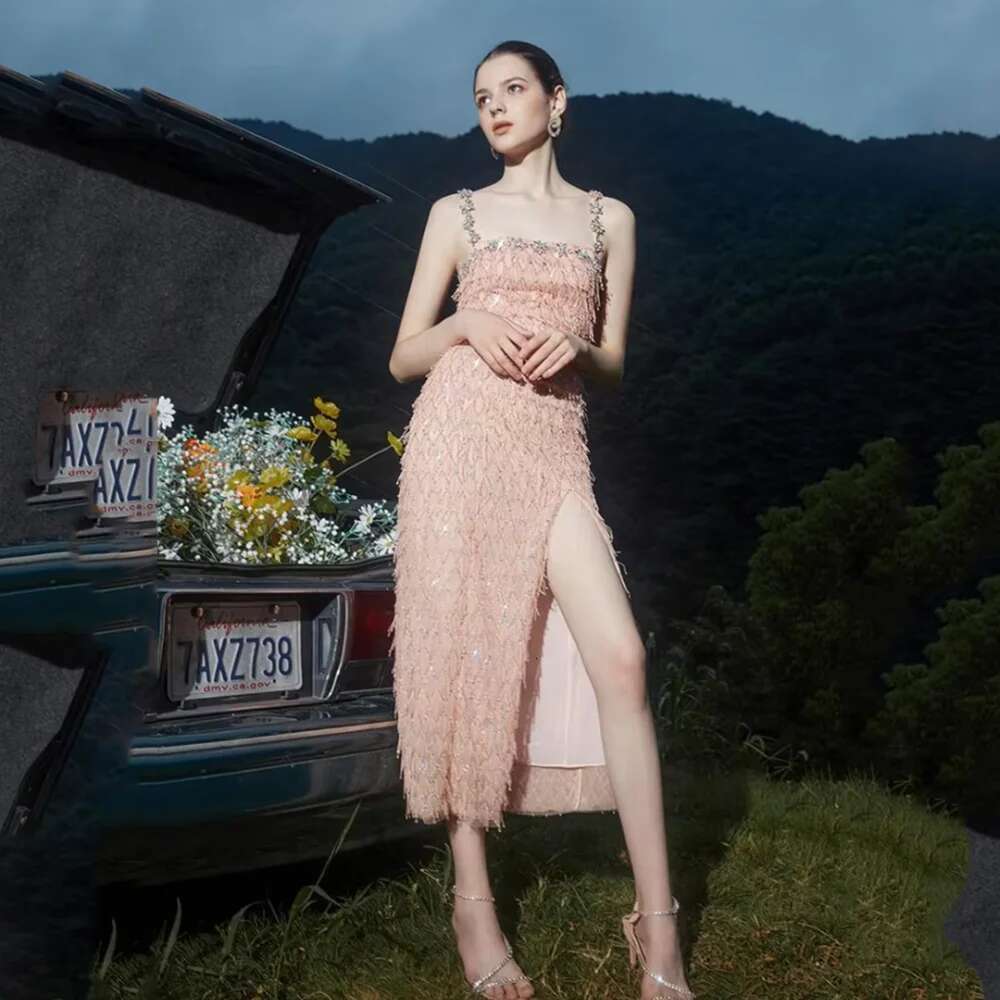 New Women's The Crystal R Spaghetti Sequins Tea-Length Slit Side Bag Fashionable And Stylish Ball Gown prom