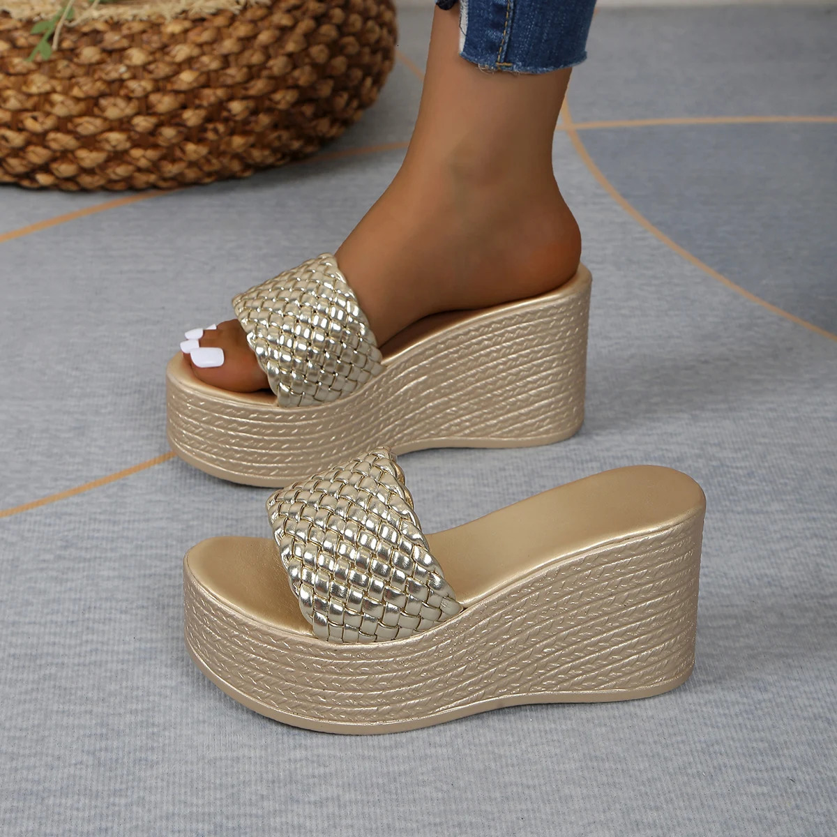 Wedges Slippers for Women Platform Sandals Woman Summer Chunky Golden Round Head Woman Thick Sole Beach Shoes Size 35-44 250221