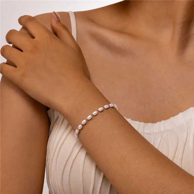 Mole New Gold Color Stainl Steel Bracelets for WomenFashion Pearl Charm Wedding Bracelets Jewelry GiftsXJ250225