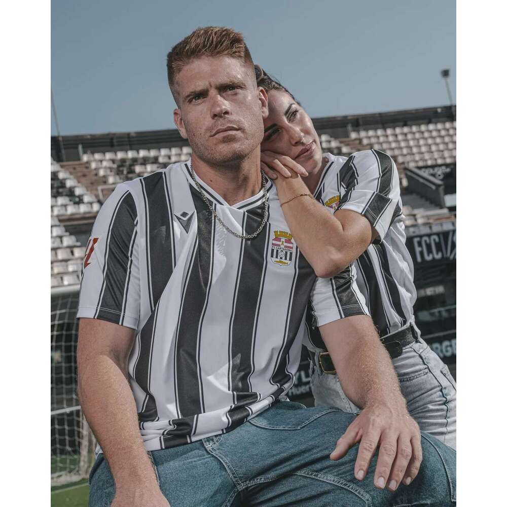 Men's sports T-shirt, pinhole fabric, breathable and easy to wear, football jacket, short sleeved Cartagena polo shirt