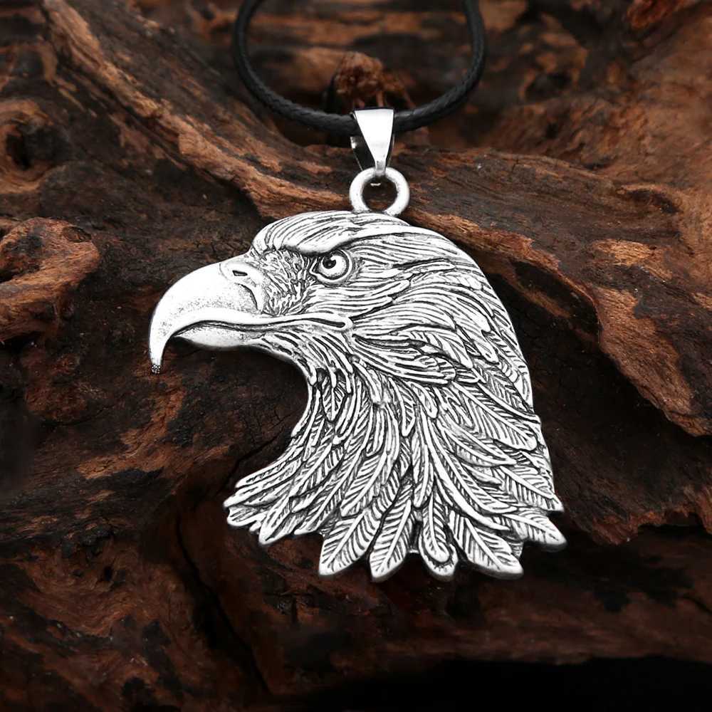 Vintage Zinc Alloy Fashion Pendant Necklace For Men Wen Gothic Biker Necklaces Party Halloween Jewelry X250224