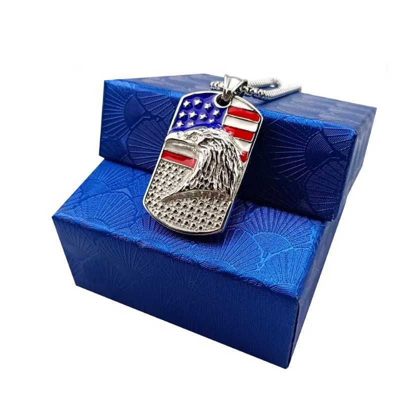 Flag pendant necklace stainless steel chain military shield hip-hop necklace mens student gift fashionable and exquisite jewelry X250224