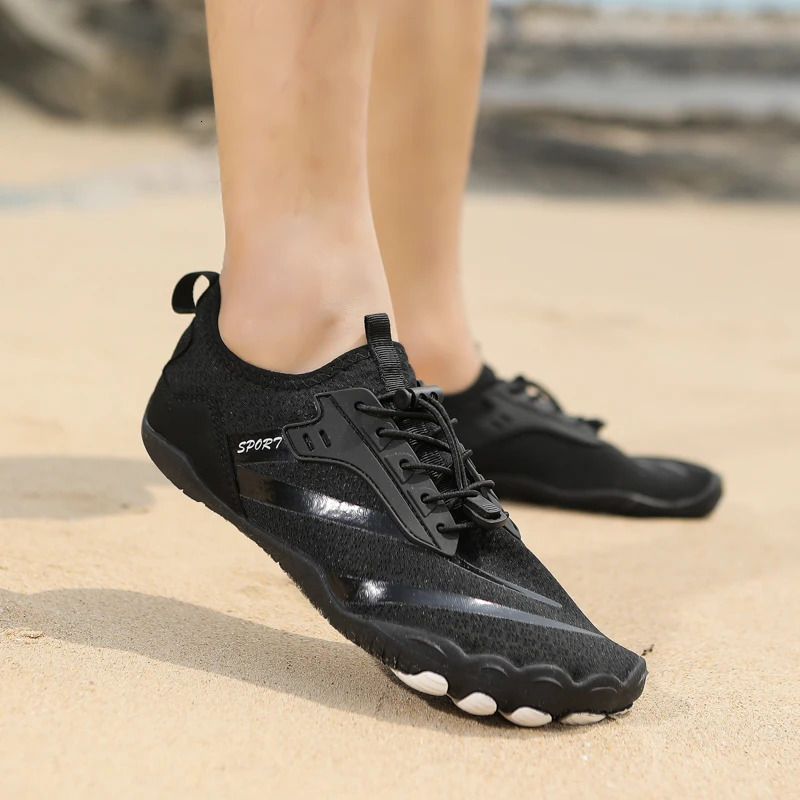 Summer Ultralight Aqua Shoes Men Outdoor Non-Slip Water Shoes Women Breathable Barefoot Sneaker Swimming Upstream Wading Shoes 250224