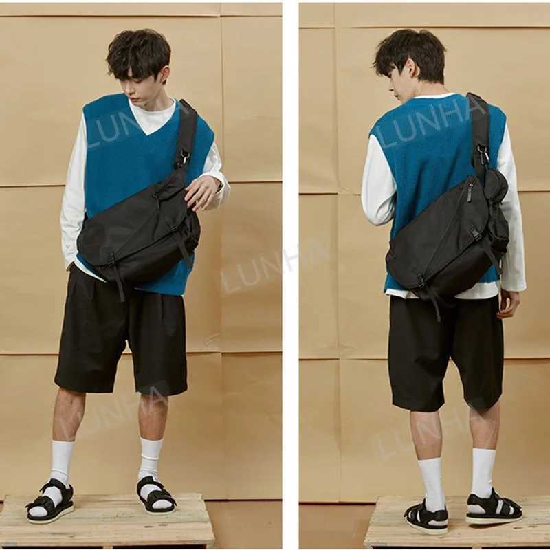 Men Oxford Large Capacity Messenger Bag Casual Water-Resistant Crossbody Shoulder Bag Outdoor Laptop Bag with Adjustable Strap Z250225