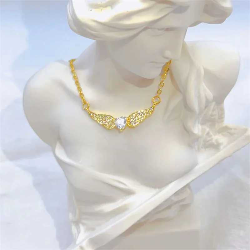 Fashion White Rantic Shape Lucky Angel Wings Necklace Classic Personality Design Stainless Steel Clavicle Chain Pendant X250224
