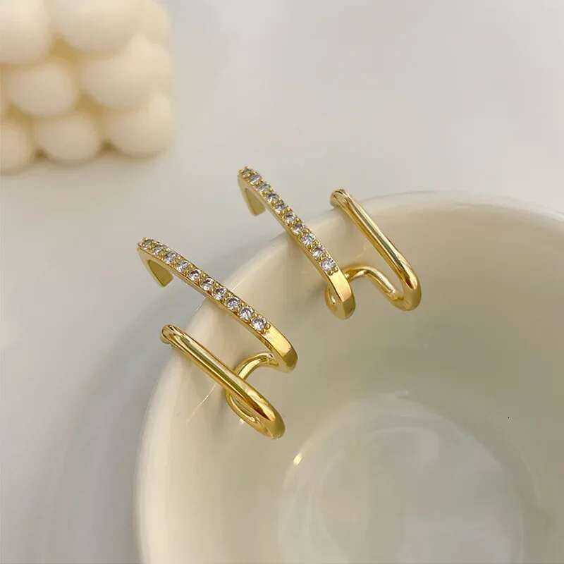 Design Irregular U-shaped Gold Color Earrings for Woman Korean Crystal Fashion Jewelry Unusual Accessories Girls
