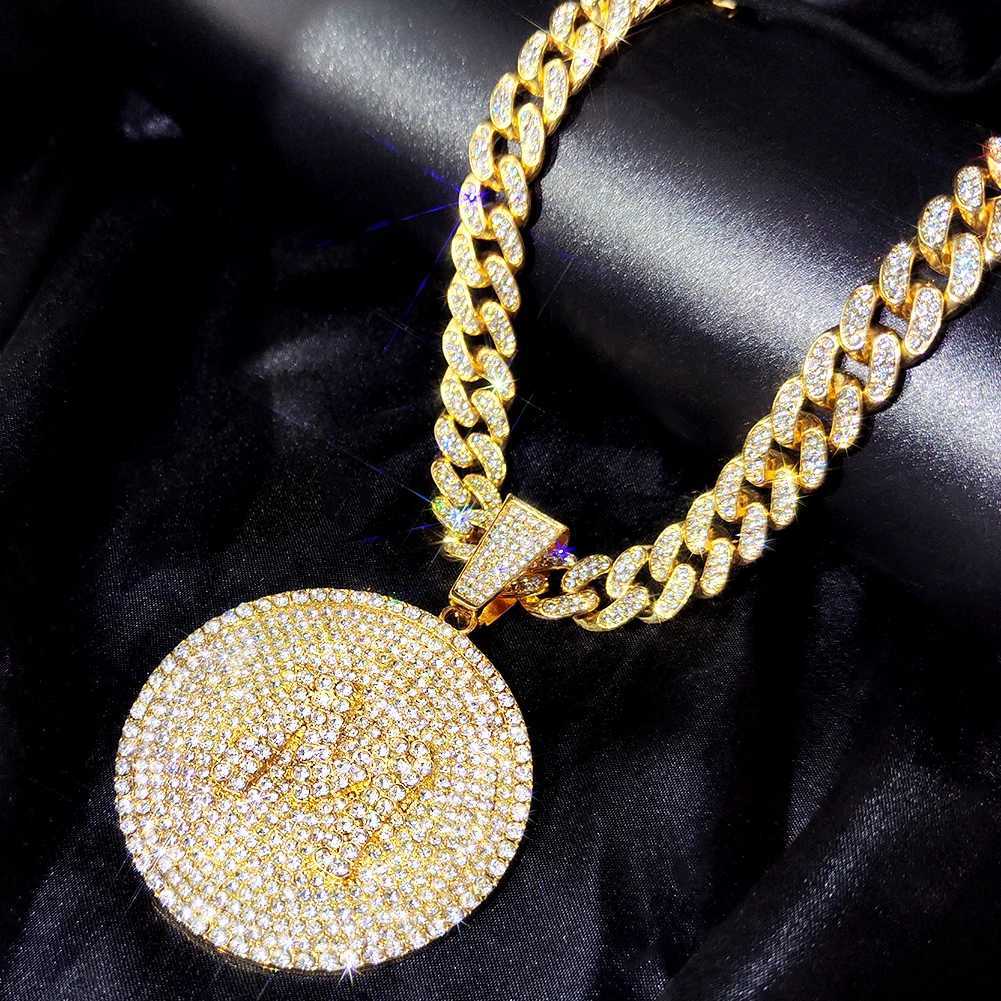 New Bling A-Z Letters Pendant Necklace for Men Wen Crystal mi Cuban Link Chain Round Initials Necklace Fashion Jewelry X250224