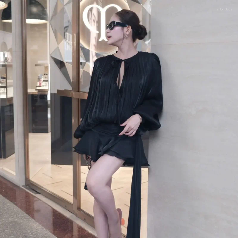 Casual Dresses Elegant Lace Up Womens Dress Lantern Sleeve V Neck Loose Mini Female 2025 Spring Summer Pleated Shining Lady Vestidos
