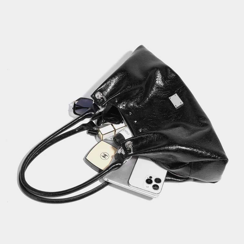 Korean Casual Custom Initials Tote Bag For Women Designer Handbag Purse 2025 New In PU Oil Wax Sequined Underarm Shoulder