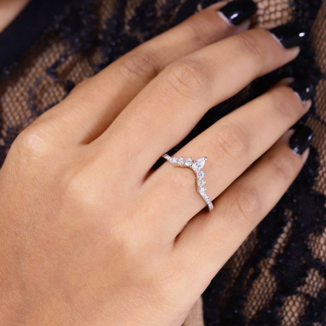 Elegant 18K White Gold Pear-Shaped Round Lab Diamond Ring for Women - Stackable Twisted Design