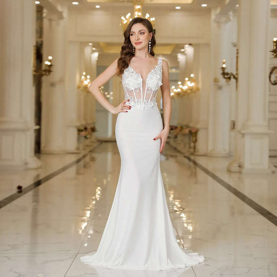 Sexy Backless Mermaid Wedding Dresses Deep V Neck Appliques Ivory Bridal Gowns Sweep Train Robes Under