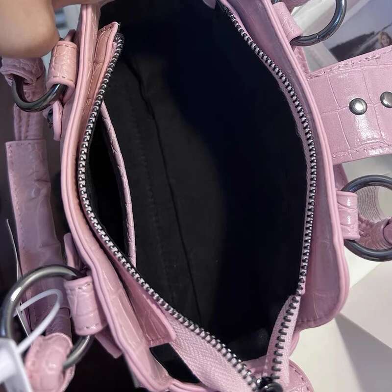 Moto & Biker Bag For Women Designer Handbag Purses 2024 New In PU Crocodile Pattern Rivet Belt Buckle Top Handle Shoulder