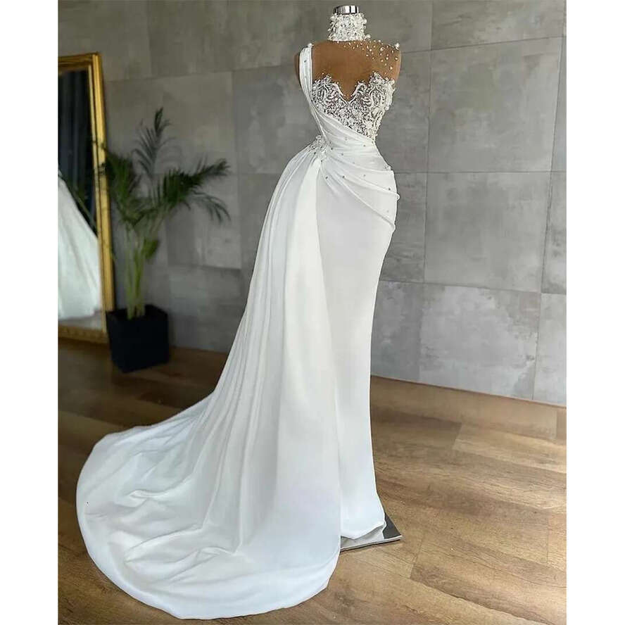 Mermaid Evening Dresses Urious Pearls Beaded High Neck Illusion Top Formal Prom Party Gowns Lace Appliques Peplum Ruched Robe De Mariee