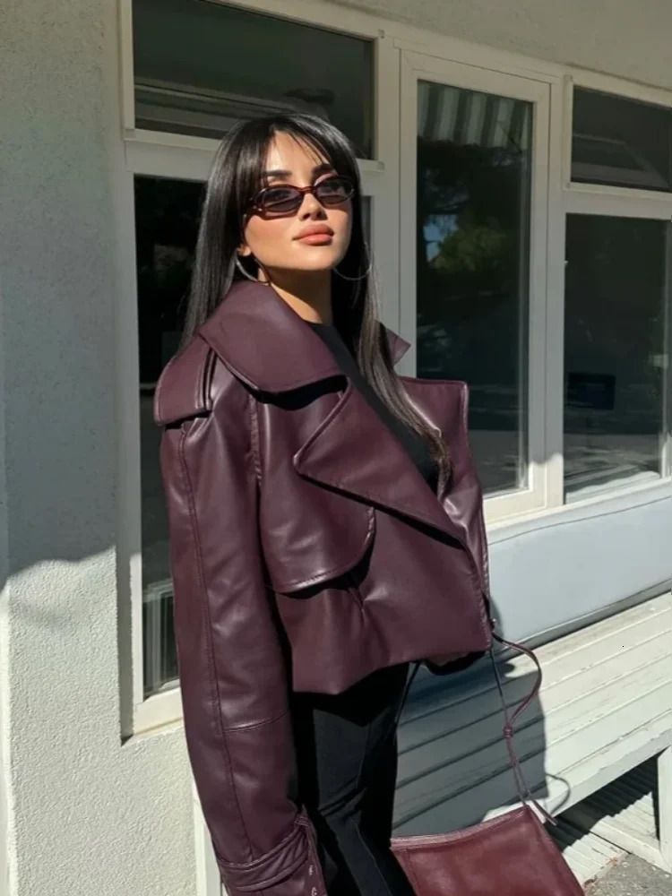 Women Chic Burgundy Irregular Zipper Leather Jacket Elegant Lapel Collar Long Sleeves Coat 2024 Lady Autumn Cool Streetwear 250224