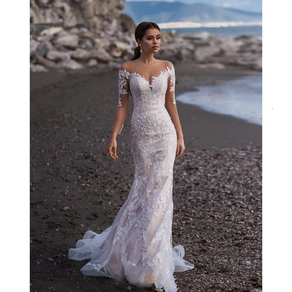 Elegant Lace Appliques White Fashion Sweetheart Long Sleeves Floor Length Bridal Court Train Mermaid Wedding Dress