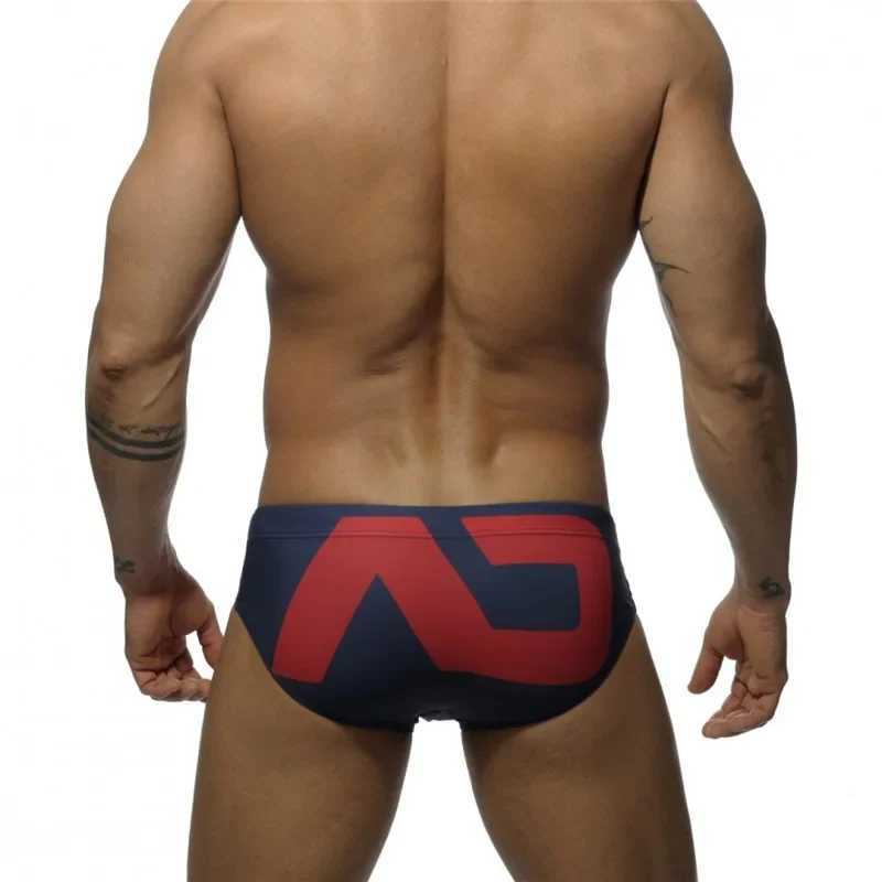 Mens Swimming Briefs Low Waist Sexy Summer Beach Short Swimwear Surf Beach Boxer Brief Jammer Surfing Trunks Beach Wear Swimsuit W250224