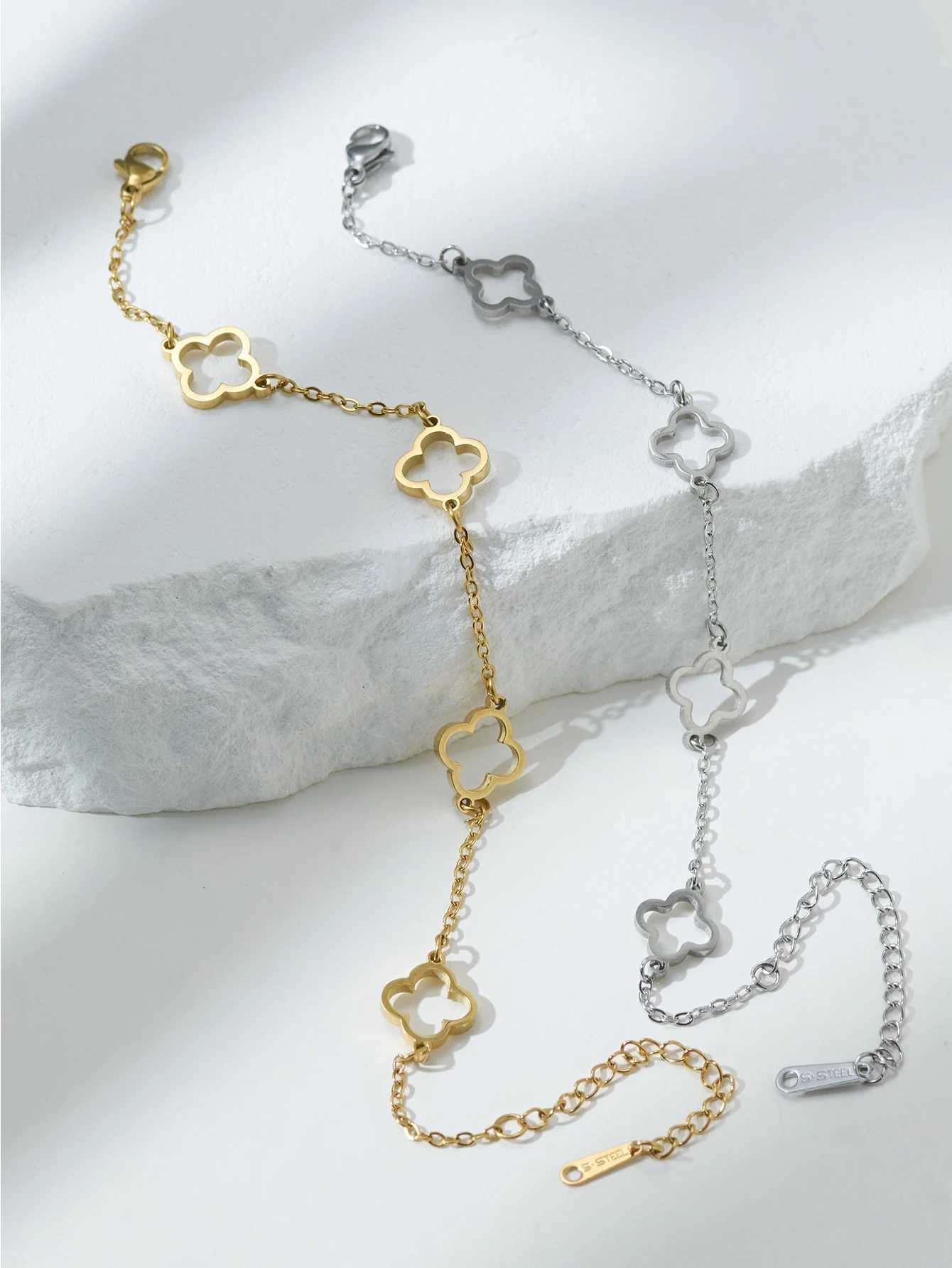 1 Lucky Luxury Fashion Flower Decor bracelet suitable for women daily decoration gift friend gift mother gift party gift jewelryXJ250225