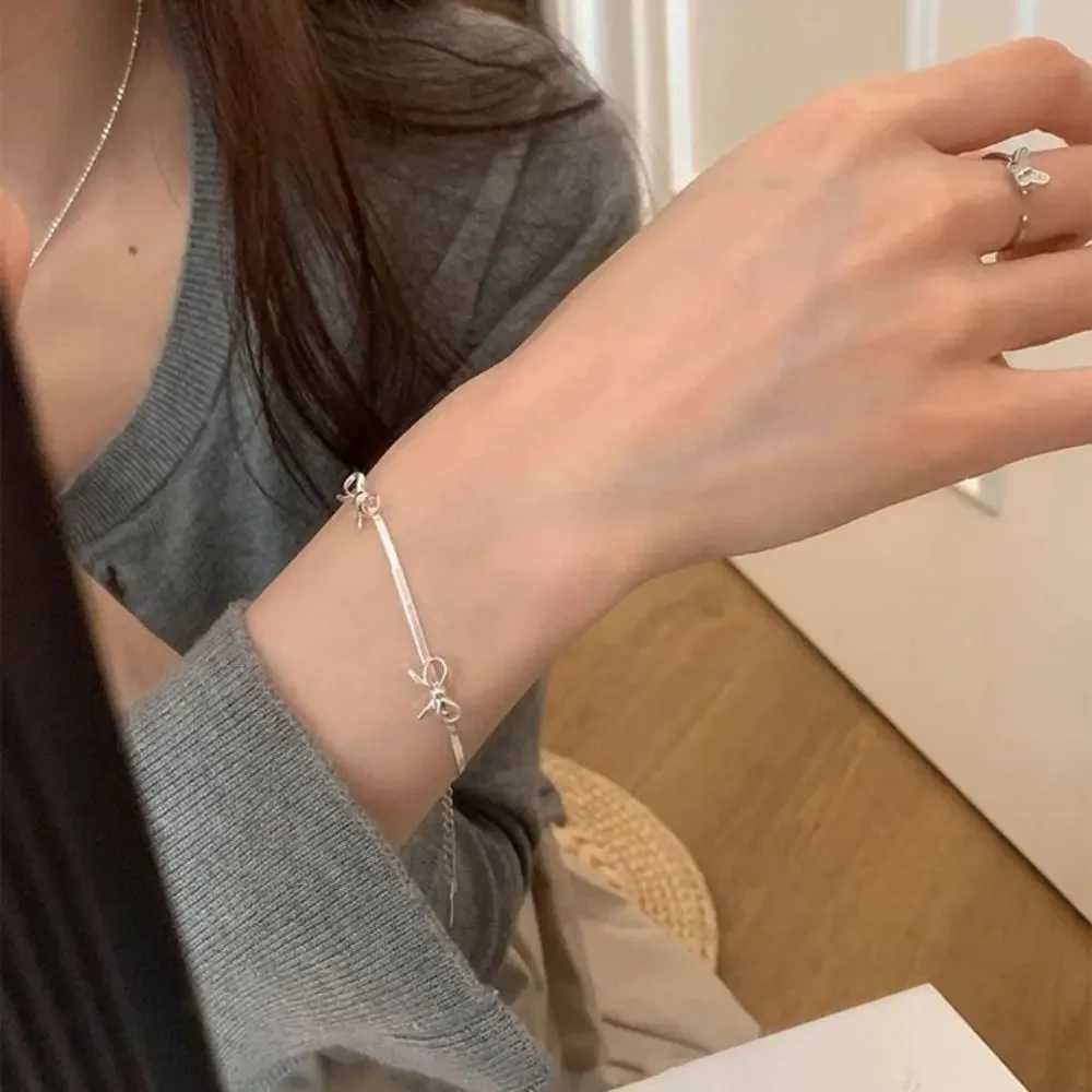 Fashion Bow Bracelets New Silver Color Y2K Snake Chain for Women Bangle Simple Fashion Ribbon Bowknot Women BraceletXJ250225