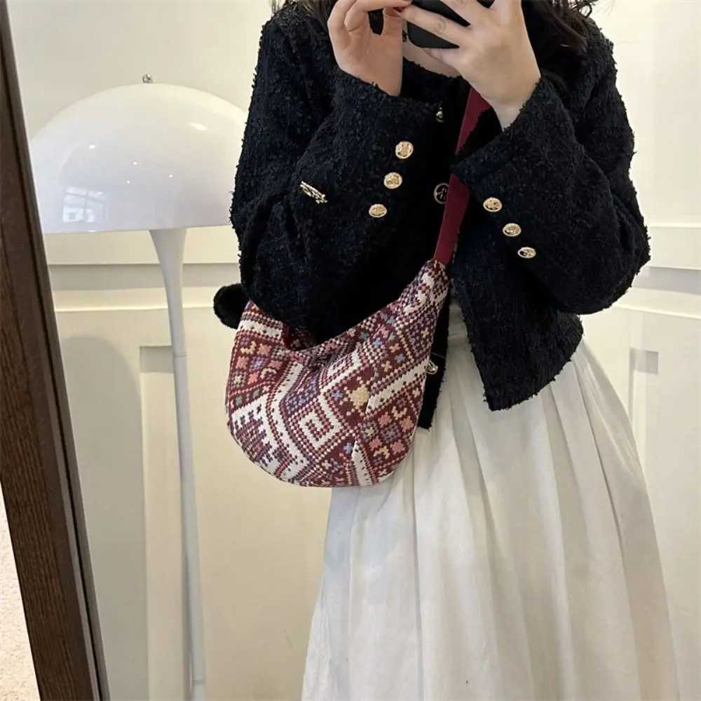 Womens large capacity shoulder bag student canvas national style handbag underarm messenger bag Z250225