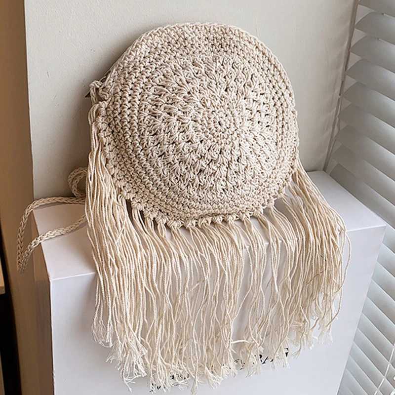 Summer Woven Straw Bag For Women Literary Handmade Shoulder Messenger Bag Small Round Bag Travel Seasid Beach Bag Shopping Purse