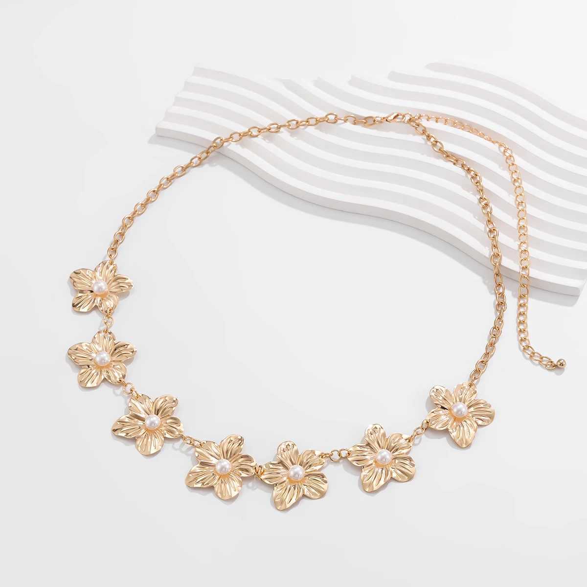 Salircon Fashion Imitation Pearl Metal Flowers Waist Chain For Women Egant Sexy Body Waist Chain Jewelry GiftXJ250224