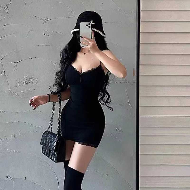 Sexy Lace Splicing Sveless Mini Dress Women Skinny Sling Red Sundress Short Club Summer Black Bodycon Dresses Party GirlsXJ250224