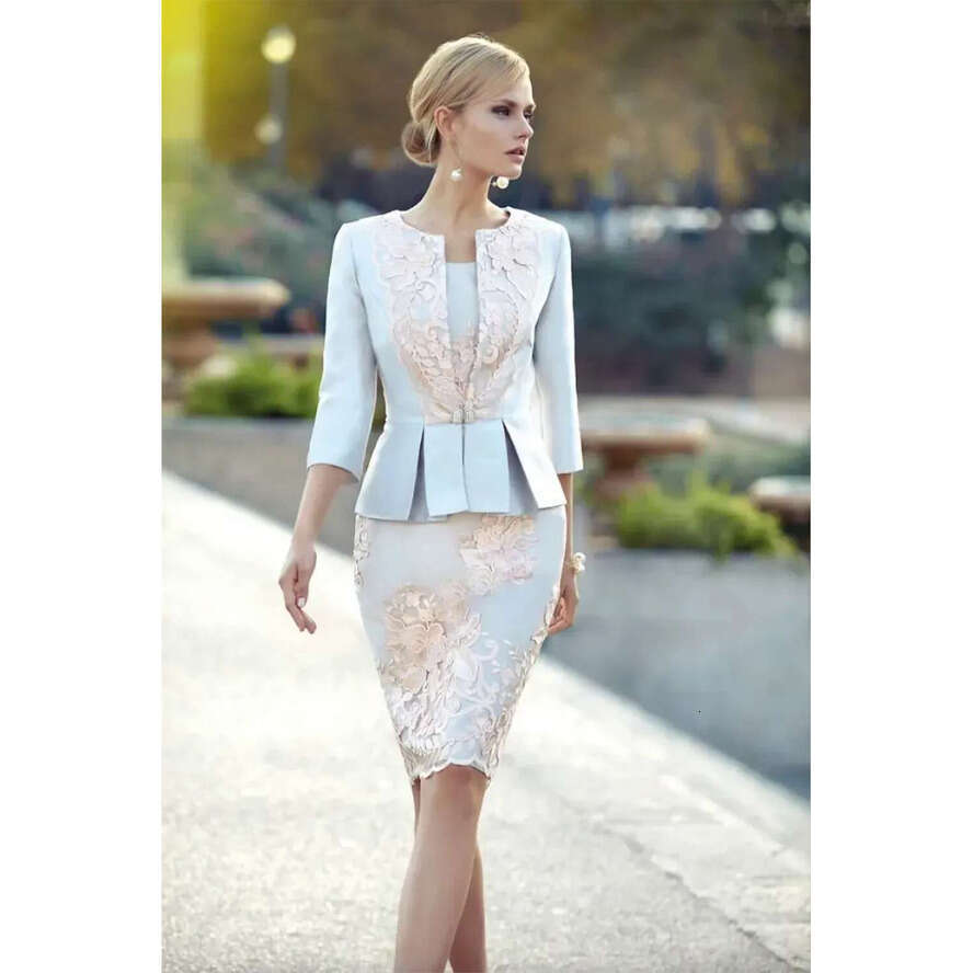 Cheap Appliqued Mother Of The Bride Dresses With 3/4 Sleeves Peplum Wedding Guest Dress Knee Length Plus Size Jacket Mothers Groom Gown