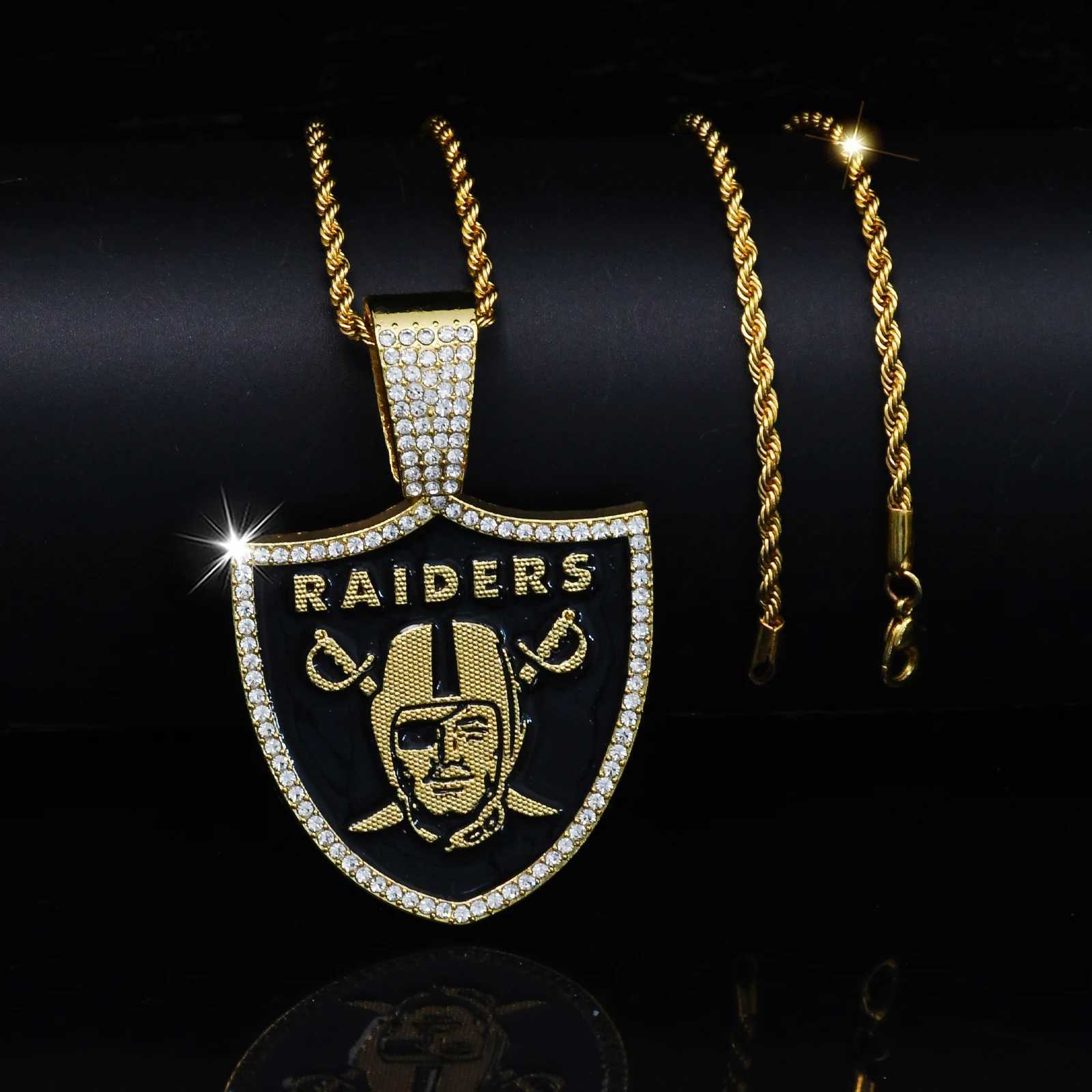 Fashion Black Cartoon Pendant with 24in Stainless Steel Twist Chain Popar Necklace for Wear X250224