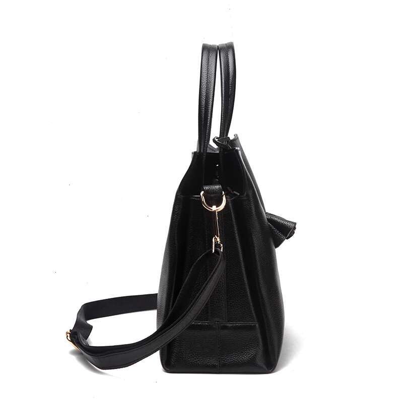 Cowhide women's handbag casual versatile black daily commuting single shoulder crossbody tote bag