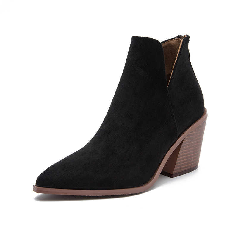 Martin boots women autumn and winter new short skinny boots thick heel pointed fashion women short boots women J250225