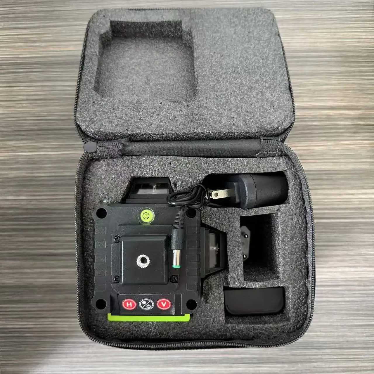 4D 12 line green laser level for vertical and horizontal field measurement laser instrument for tilt and horizontal measurement X250225