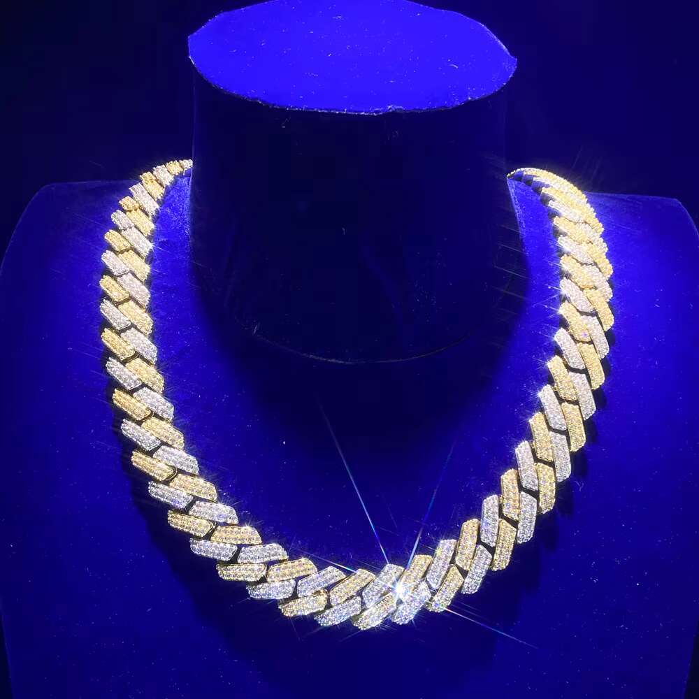 Wholesale Hip Hop Design New 3 Row Gold Baguette Sier Cuban Moissanite k Chain for Men
