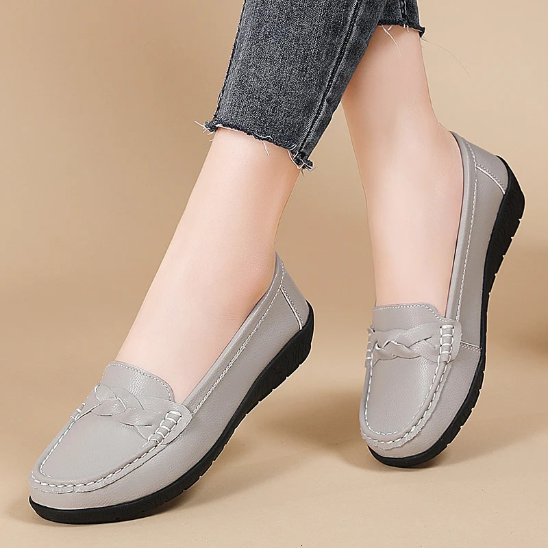 Fashion Genuine Leather Women Flats Wedge Retro Shoes Women Slip On Shoes Woman Moccasins Lightweight Plus Size Zapatos Mujer 250224