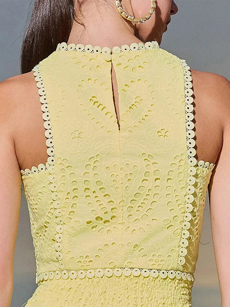 Hollow Out Sleeveless Top Half Skirt Set Embroidered Pocket Long Skirts Casual Holiday Temperament Waist Cinching Two-Piece Set 250224