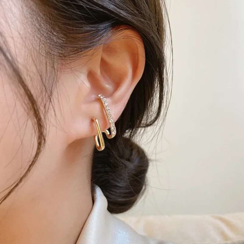 Design Irregular U-shaped Gold Color Earrings for Woman Korean Crystal Fashion Jewelry Unusual Accessories Girls