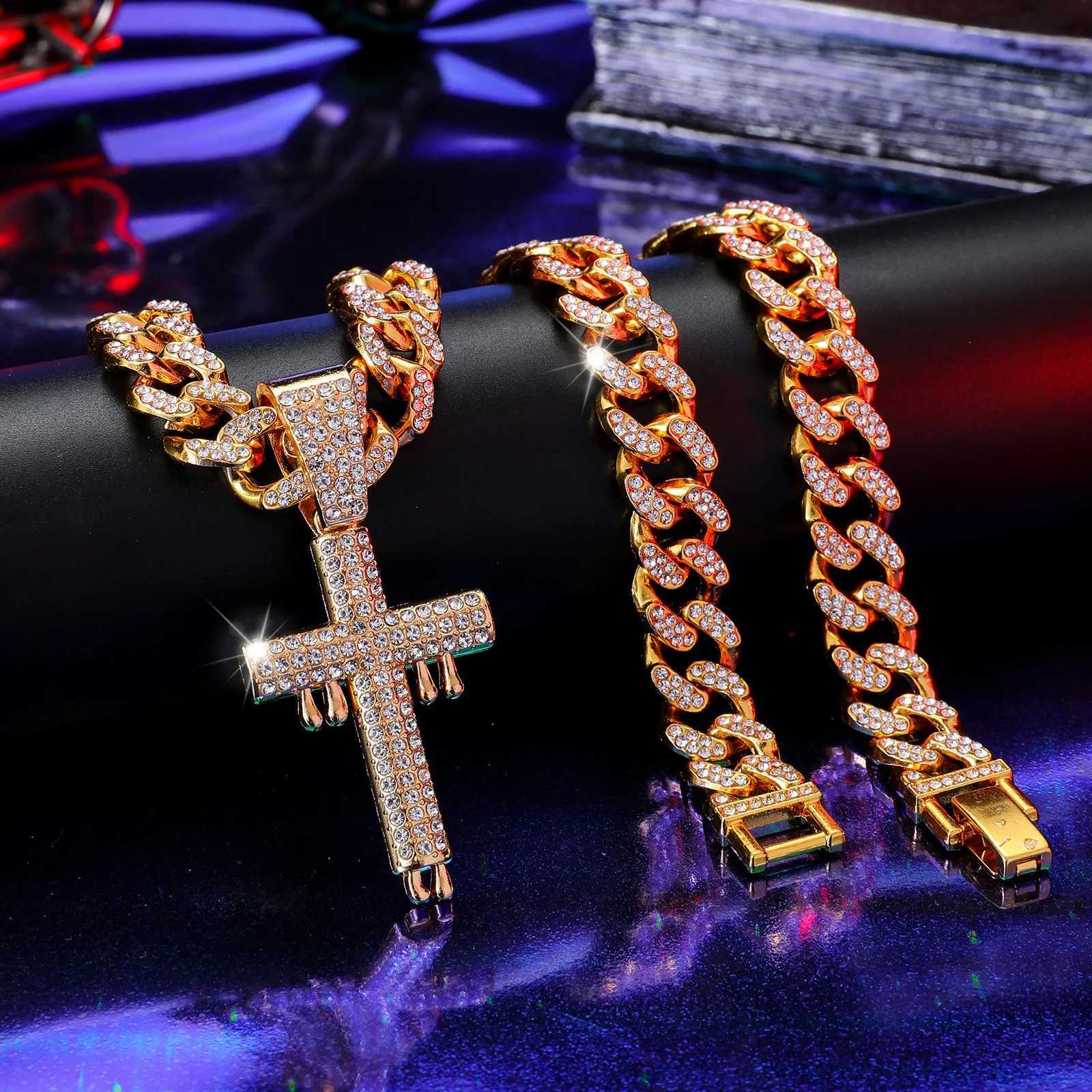 mi Water Drop Cross PendantHip Hop Punk Cuban ChainGifts for Couples and Family X250224