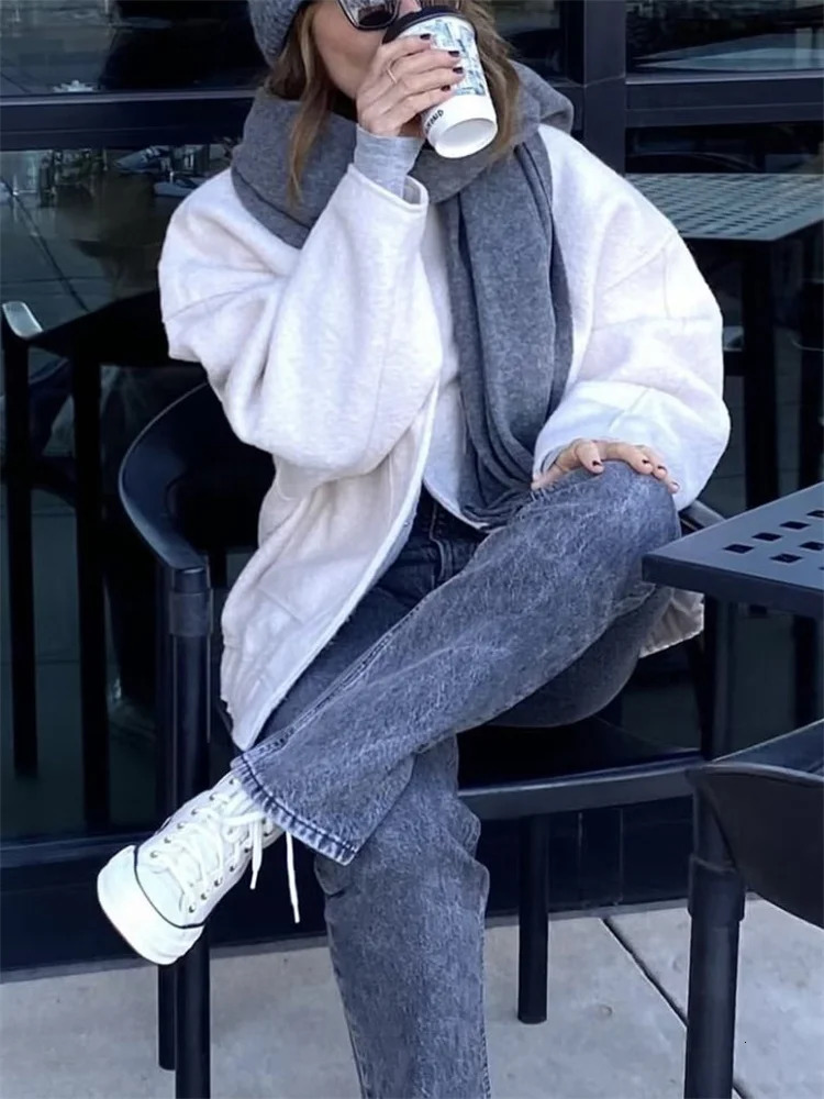 Woman Fashion Loose Gray Warm Baseball Jacket Spring Casual Oversized Bomber Jacket Vintage Thick Warm Outwear 250224