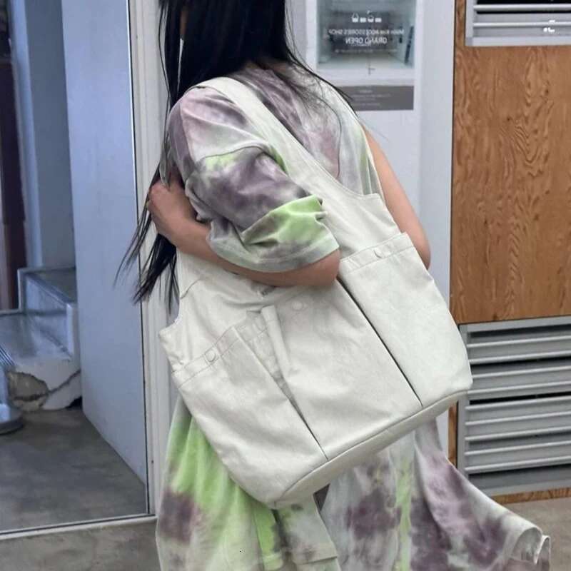 Korean Casual Tote Bag For Women Designer Handbag Purse 2024 New In PU Sequined Button Multiple Pockets Underarm Shoulder