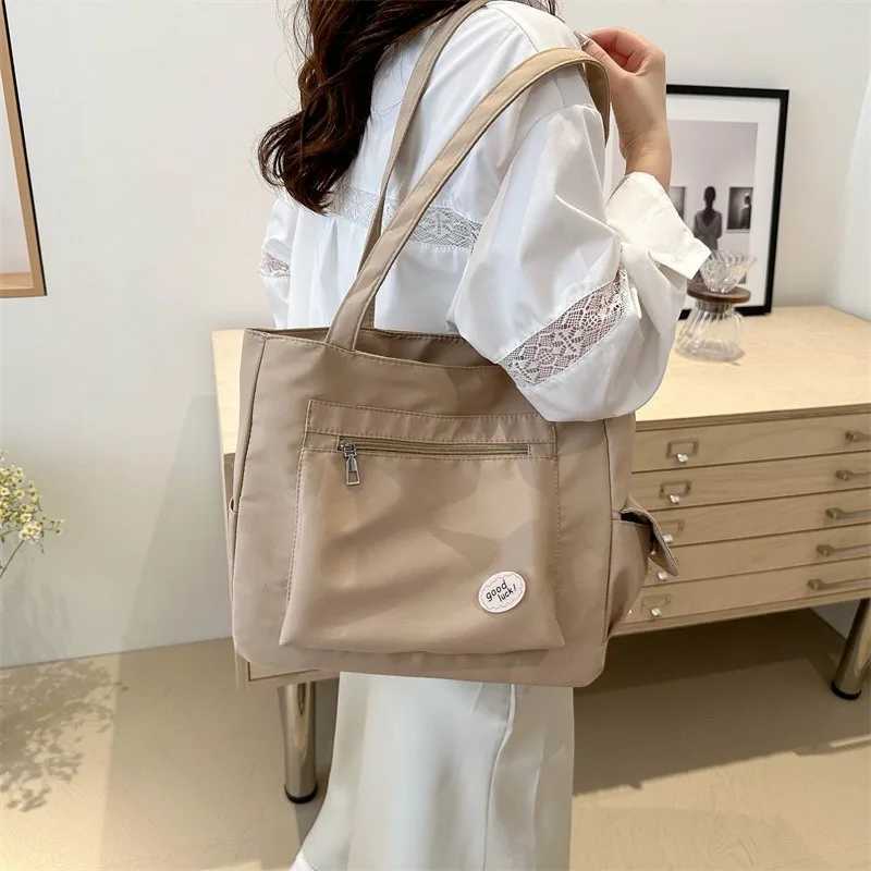 Large Capacity Canvas Bag Female Simple Korean Version of Leisure Commute To Work Students Class Shoulder Crossbody Bag Z250225